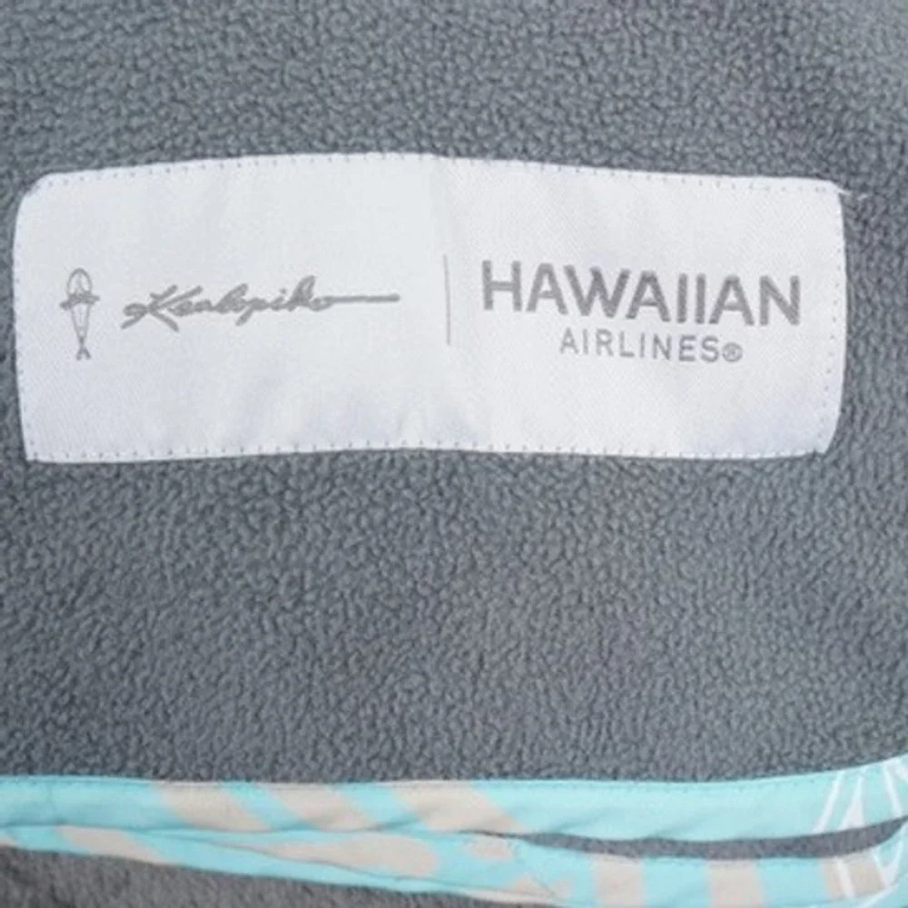 Hawaiian Airlines Kealopiko Blanket Gray Fleece Travel Throw Lap 64x40 Logo